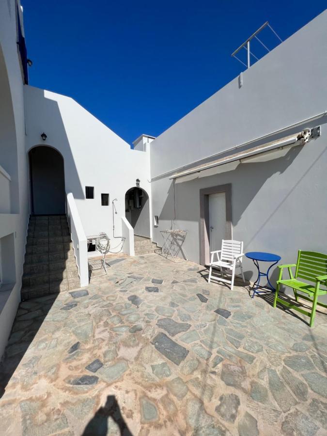 Athina Rooms Karvounades Exterior photo